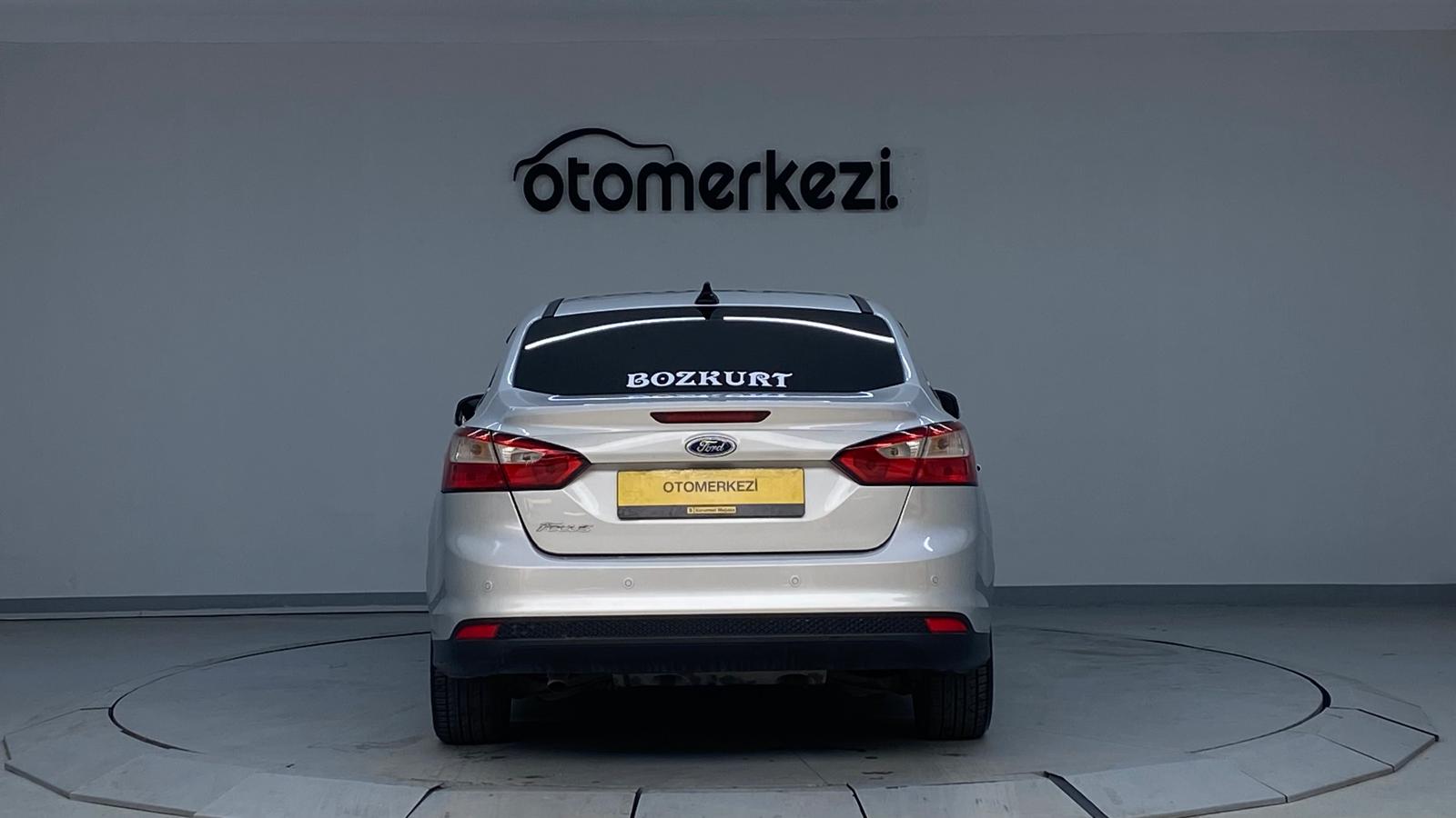FORD FOCUS 2